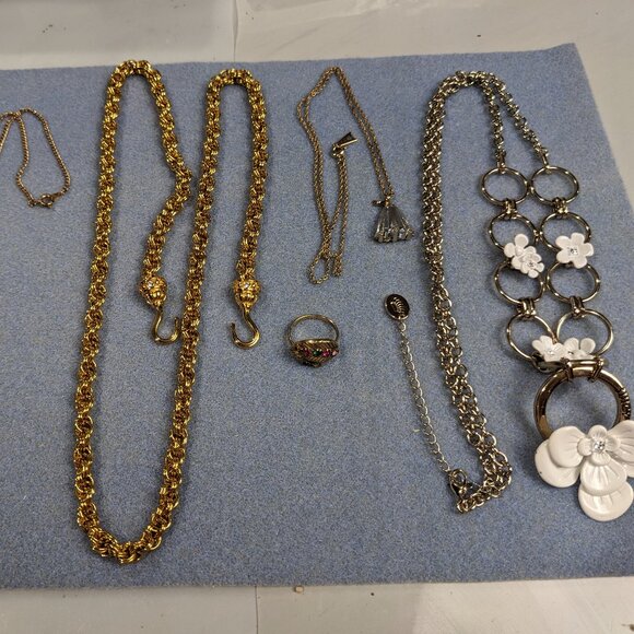 Juicy Couture Jewelry - Gold Tone Jewelry Lot Necklaces & Ring 5 Piece Lot